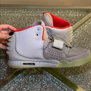MEN’S NIKE ✨ AIR YEEZY 2 PURE PLATINUM